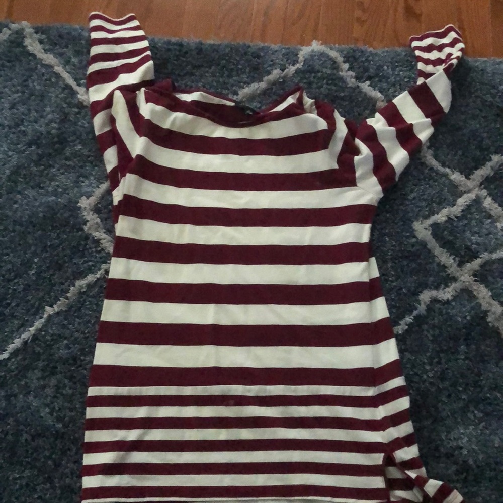 Top - Picture 2 of 2